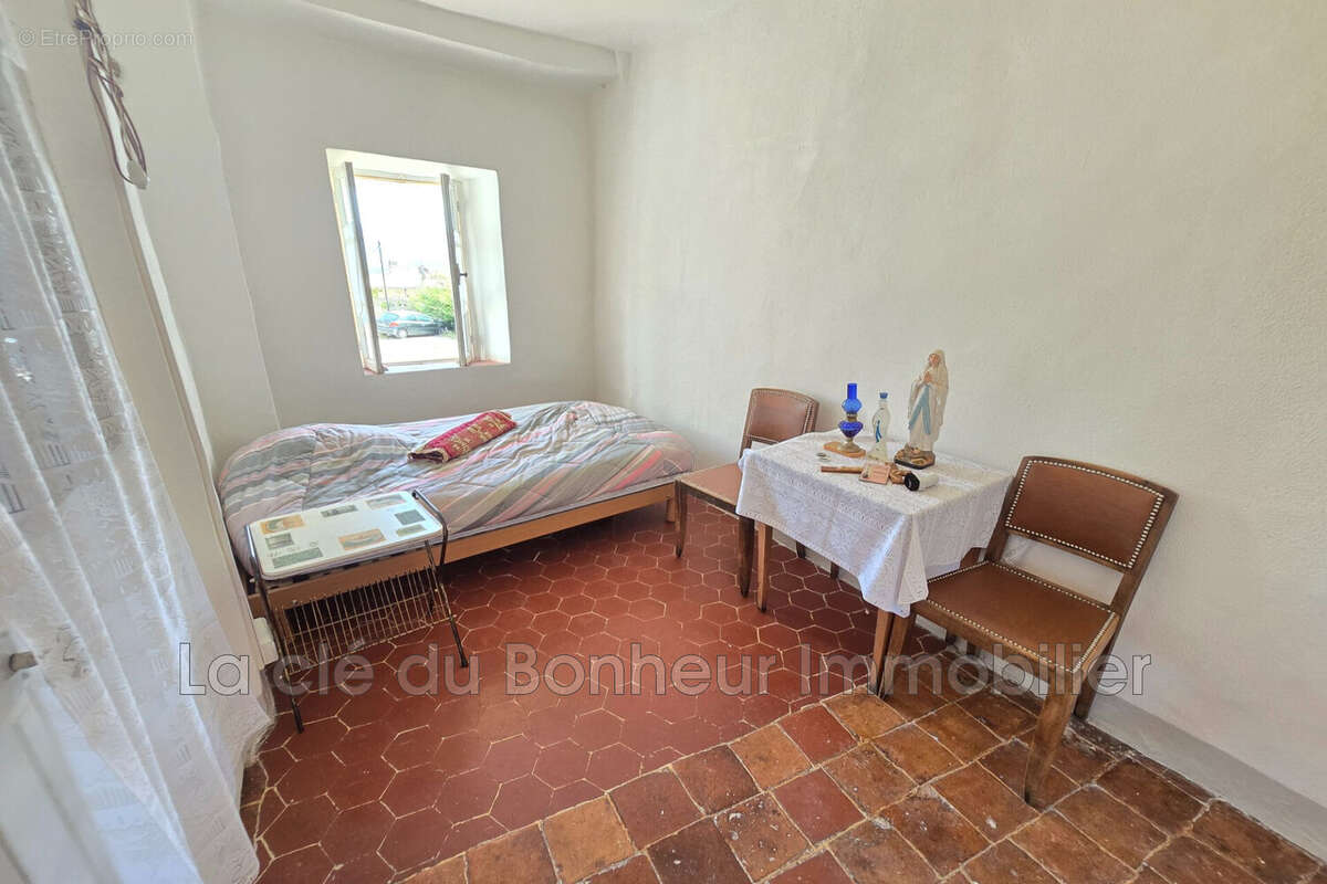 Maison à PUIMOISSON