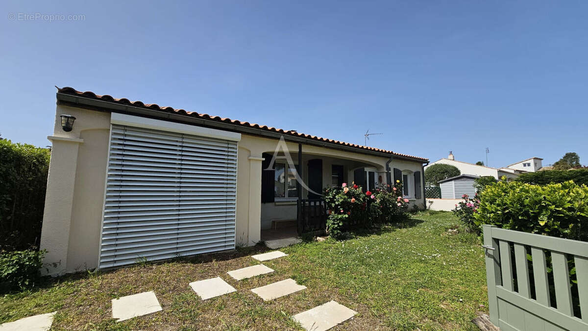 Maison à PORT-DES-BARQUES