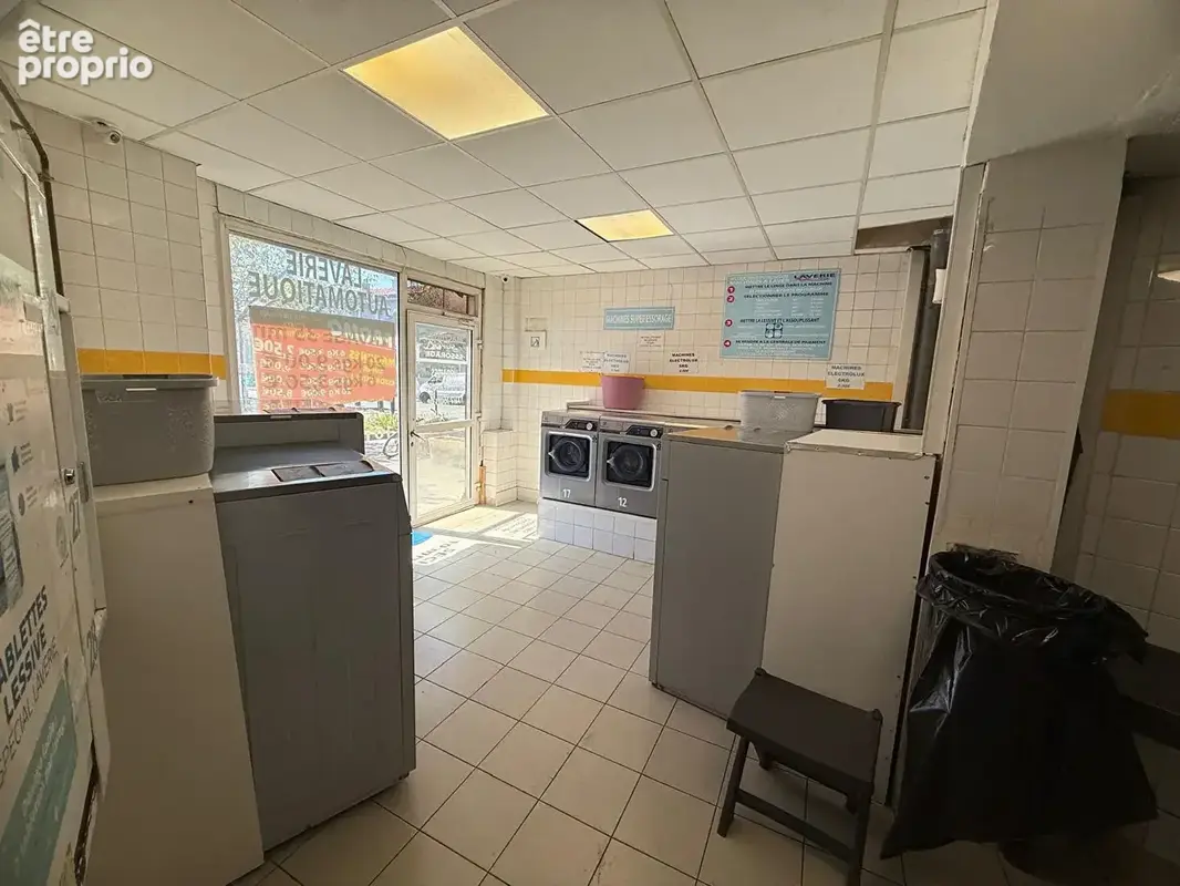 Vente murs commerciaux belle rentabilité - photo 2