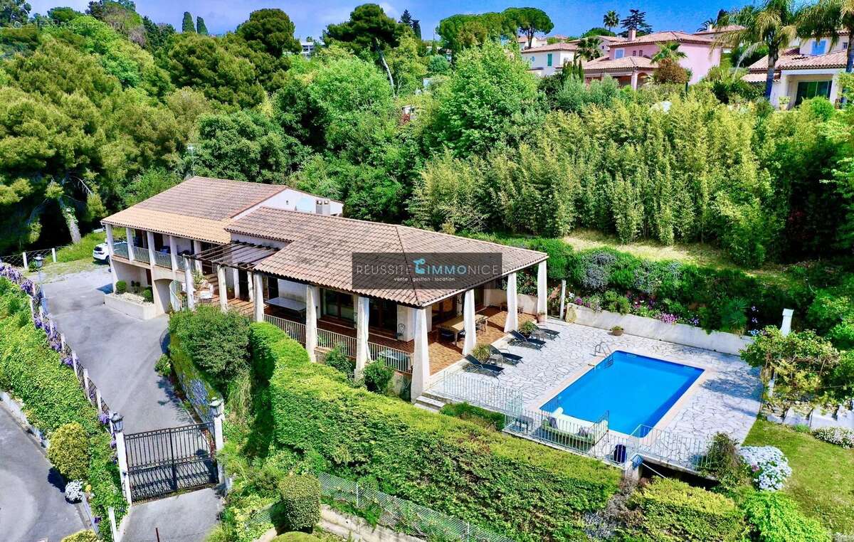 Maison à CAGNES-SUR-MER