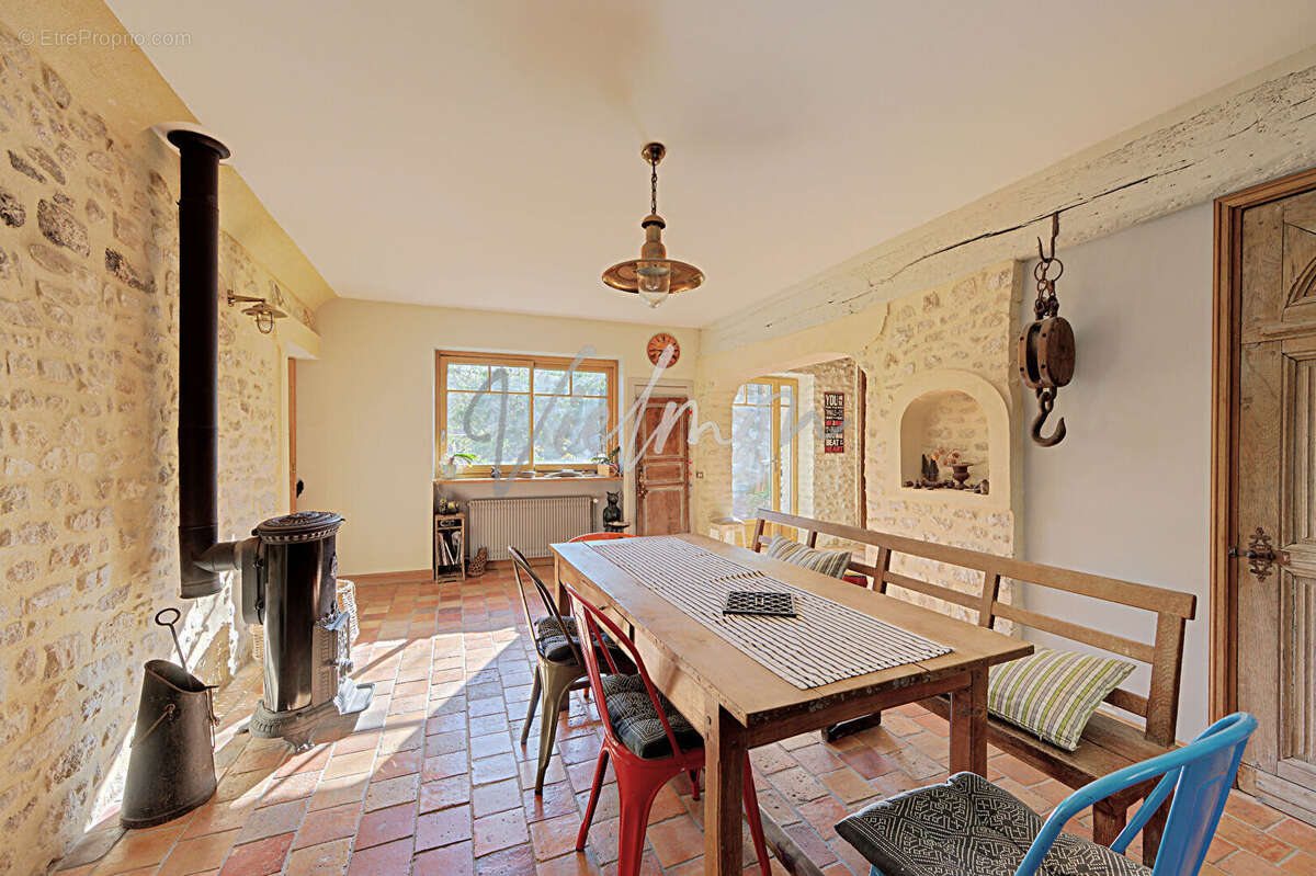 Maison à MONTAINVILLE