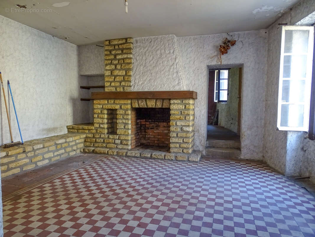 Maison à CHATRES-SUR-CHER