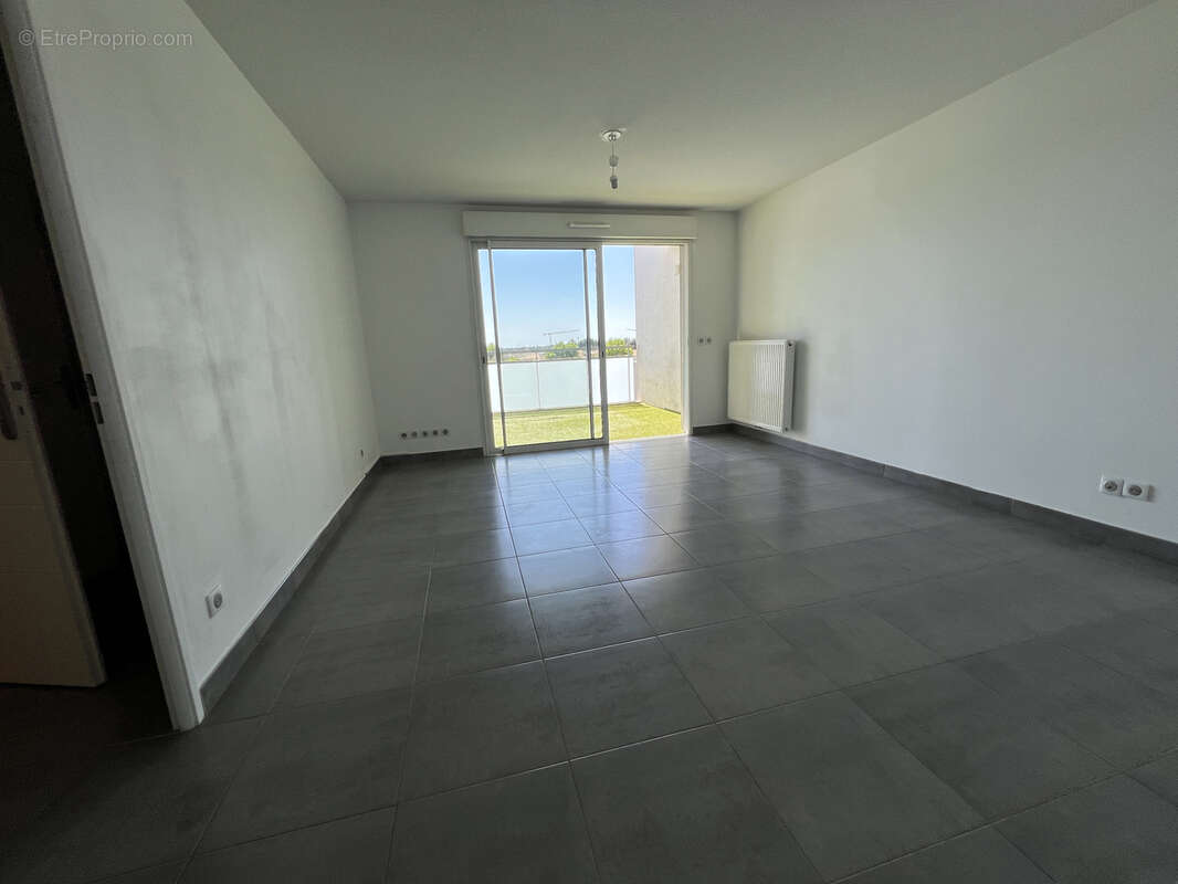 Appartement à LATTES