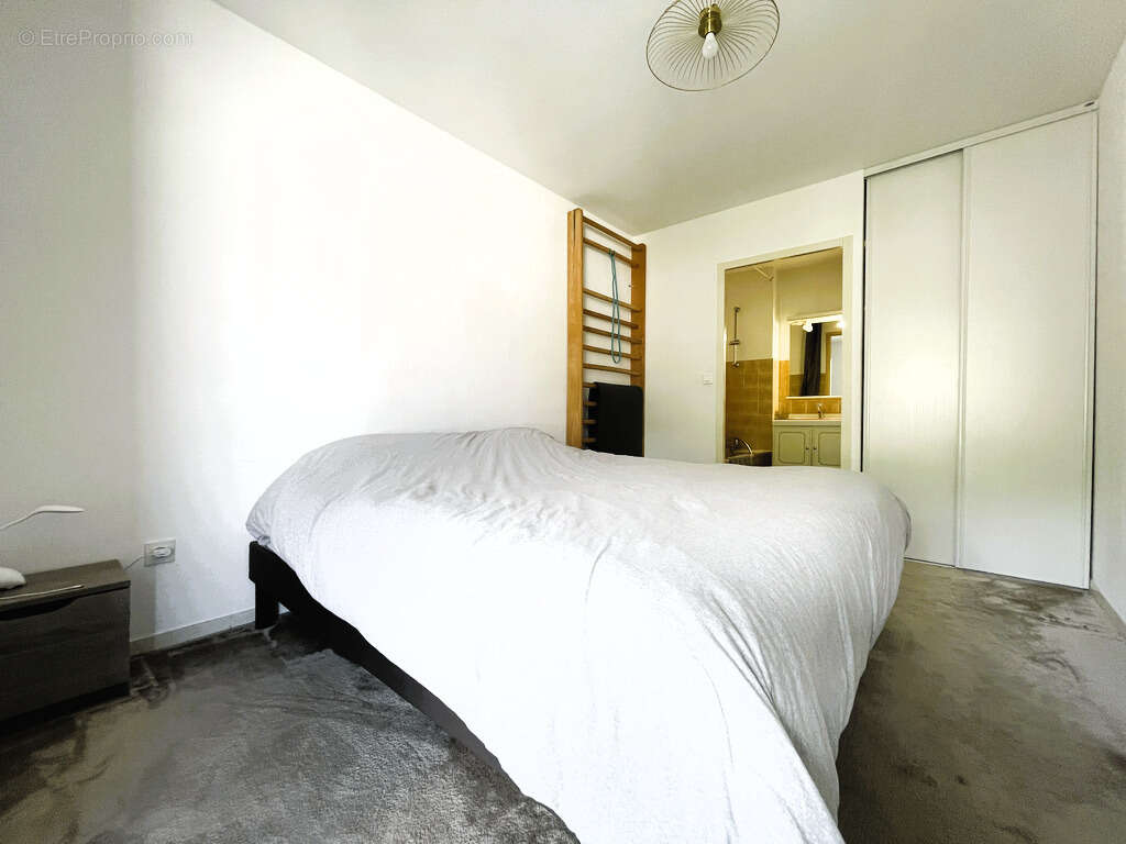 Appartement à POISAT