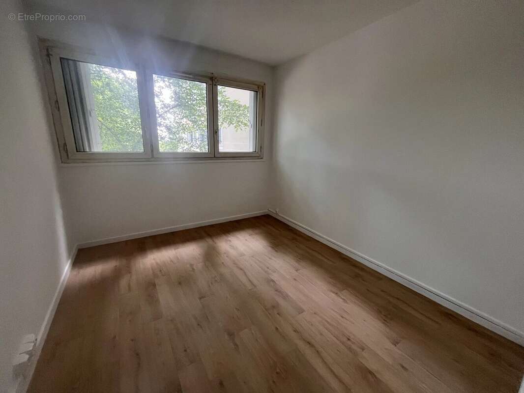 Appartement à THIAIS