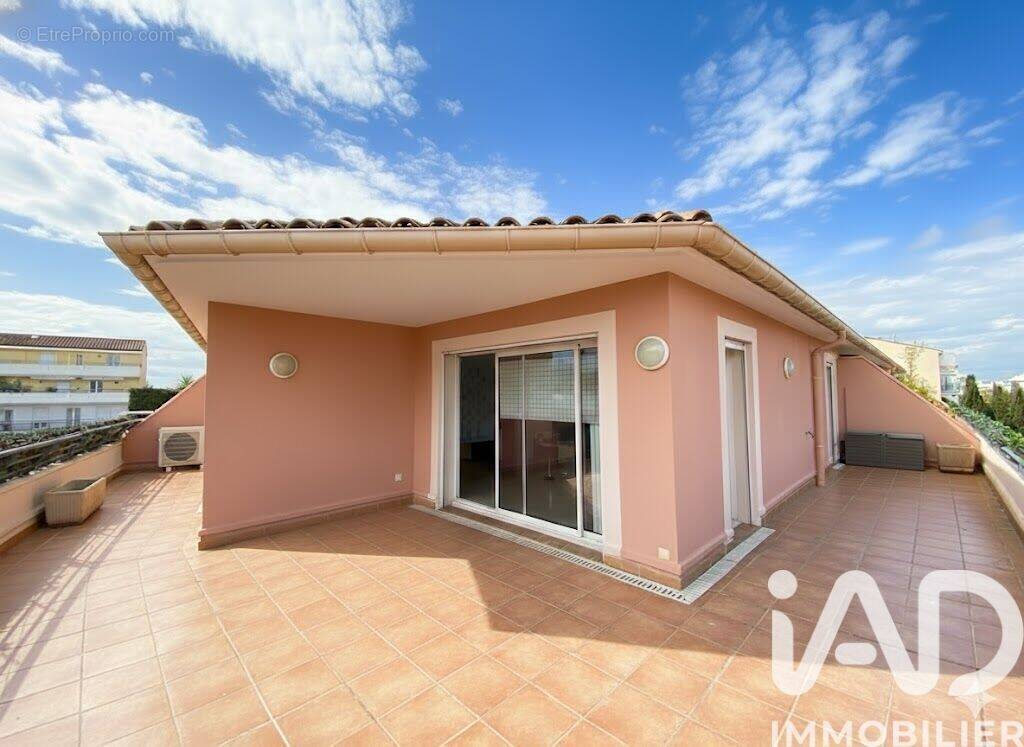 Photo 1 - Appartement à SAINT-RAPHAEL