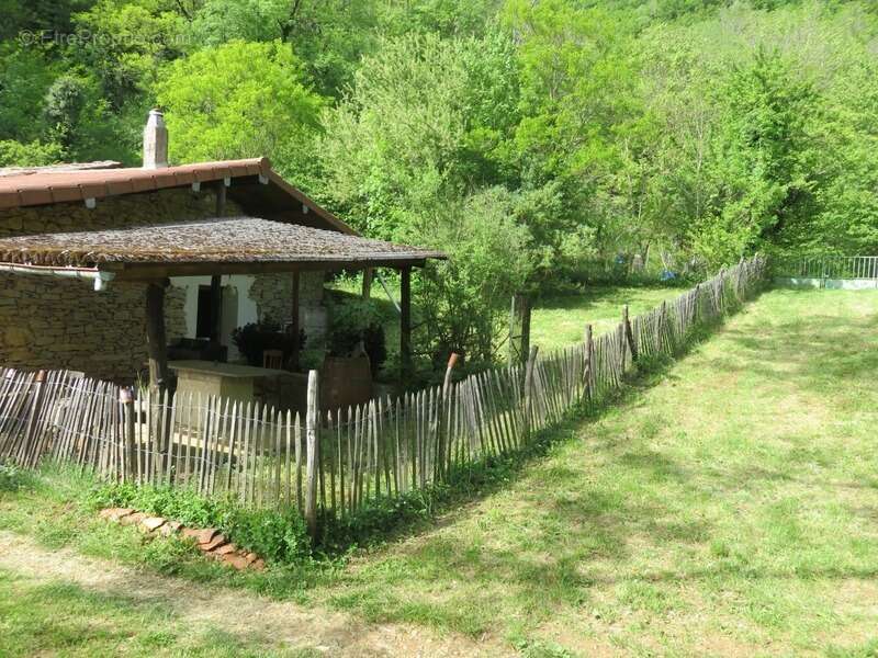 Dpt Ain (01), à vendre TORCIEU grangeon en pierres P2 d'environ 40 m² et terrain de 4362 m² - photo 11