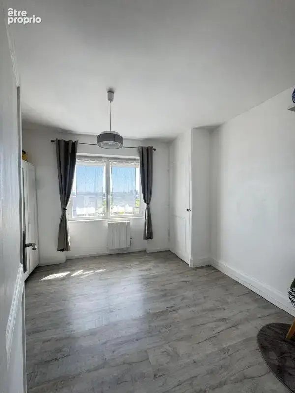 Appartement 3 pièces Décines- Charpieu - 145000 € - photo 2