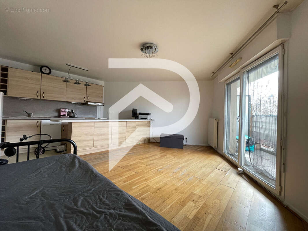 Appartement à VALENTON