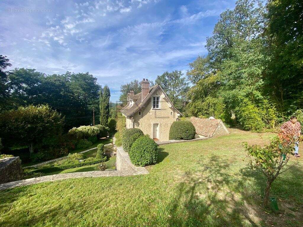 Maison à MONTFORT-L'AMAURY