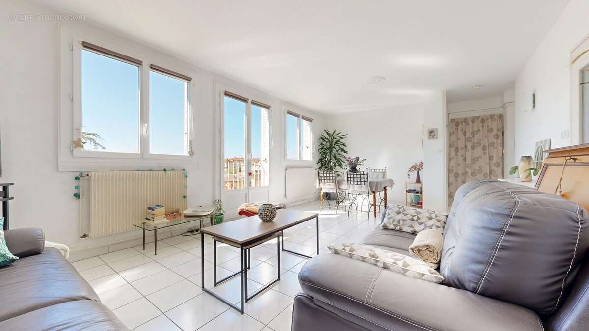 Appartement à VILLEURBANNE