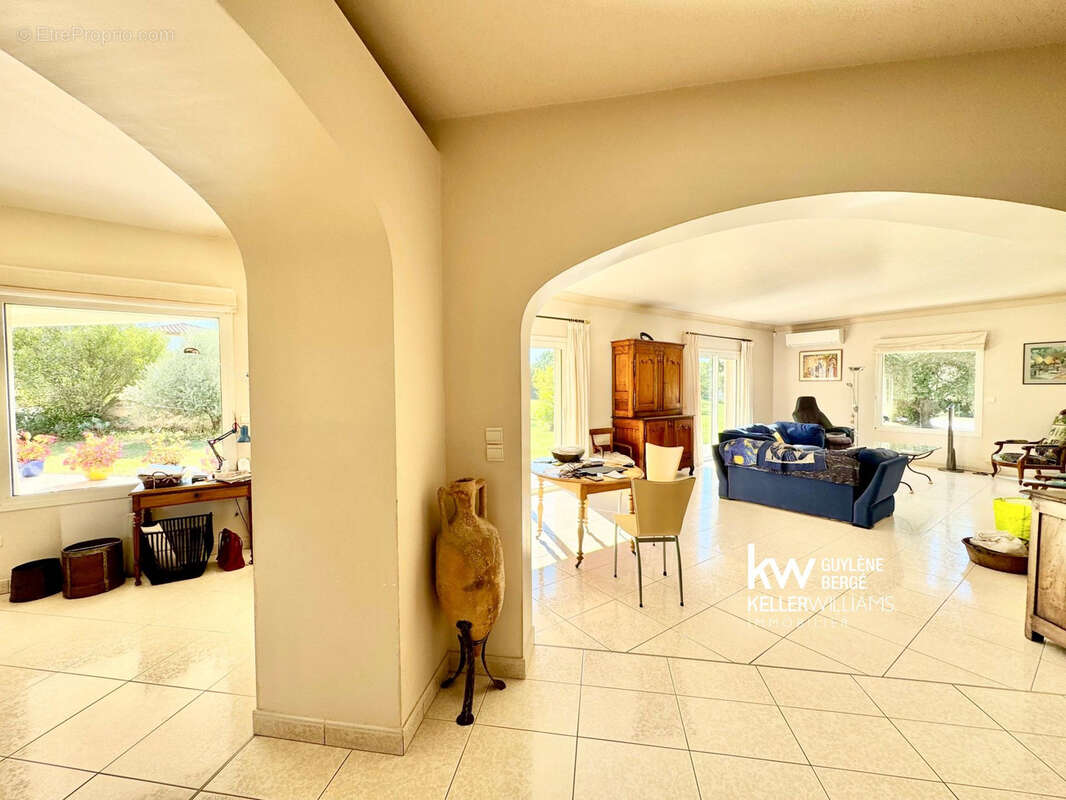 Maison à LES MATELLES