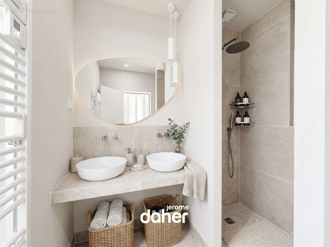 Appartement à MARSEILLE-7E
