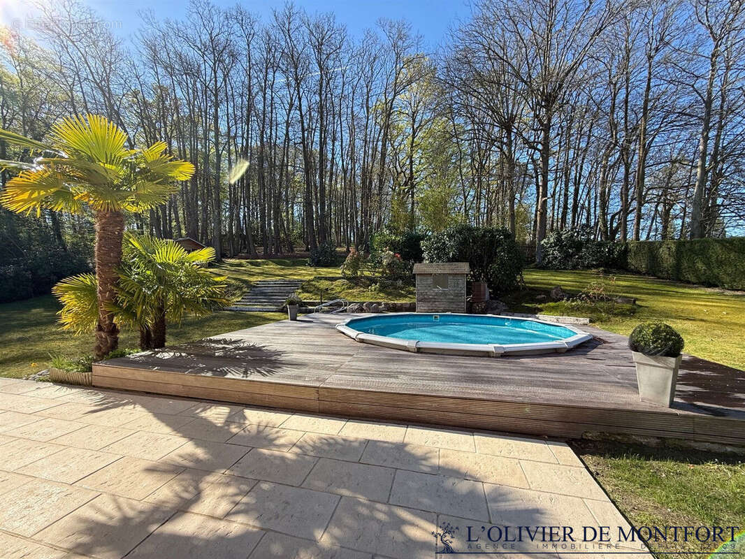 Maison à MONTFORT-L'AMAURY