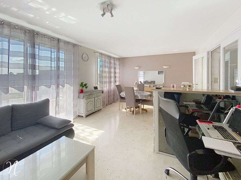 Appartement à VILLEURBANNE