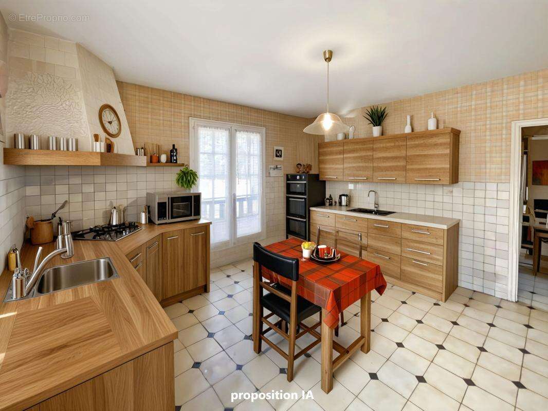  Maison familiale de 188 m² – De beaux volumes et un énorme potentiel ! - photo 11