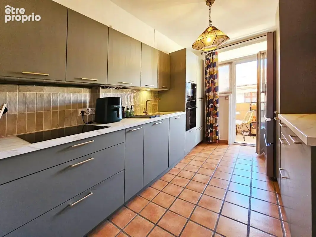 Appartement à UZES