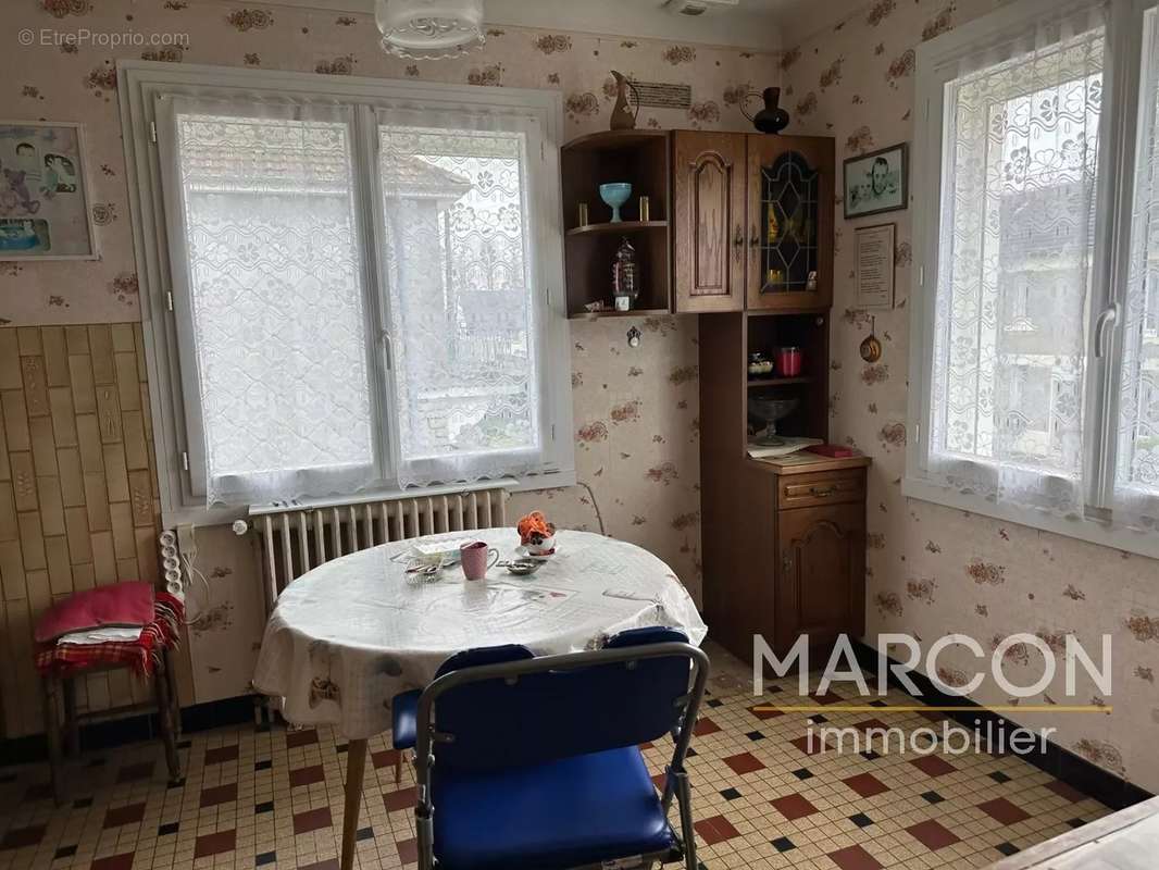 Maison à LA SOUTERRAINE