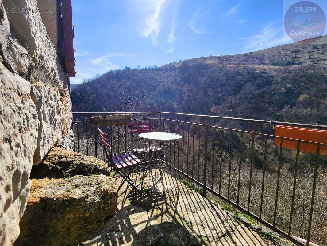 Maison à LES BONDONS