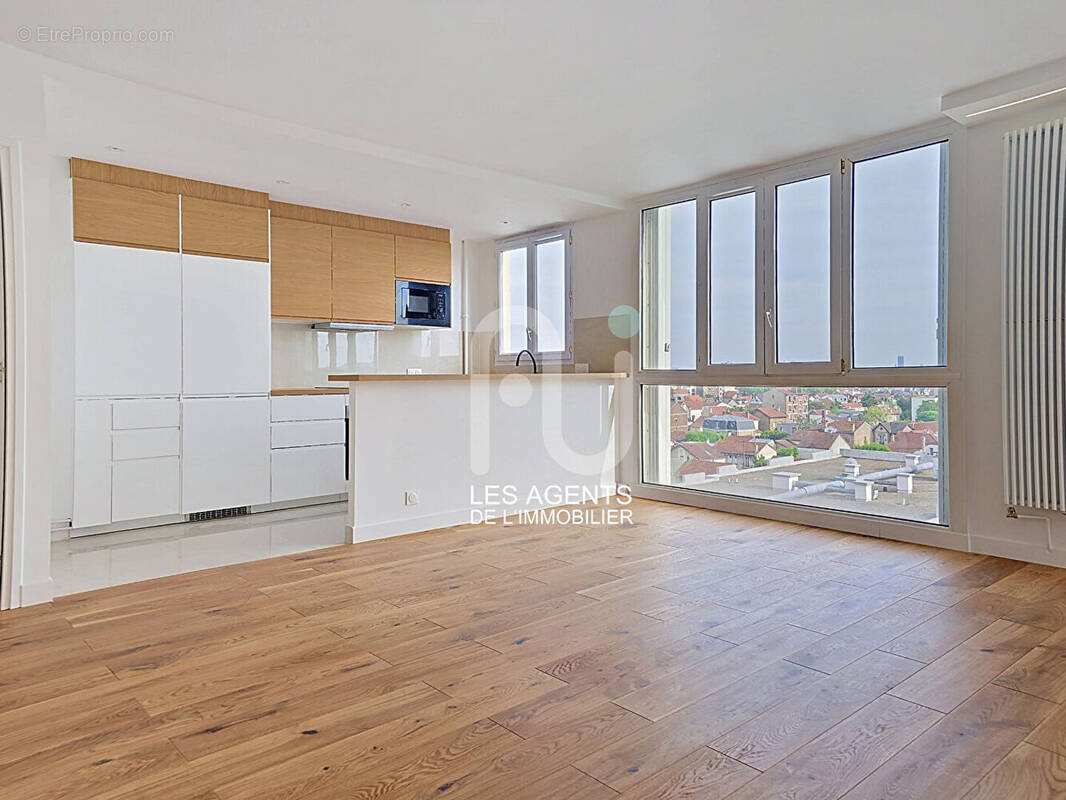 Appartement à COLOMBES