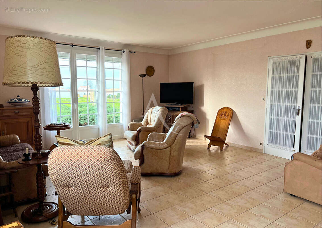 Maison à BEAUVOIR-SUR-MER