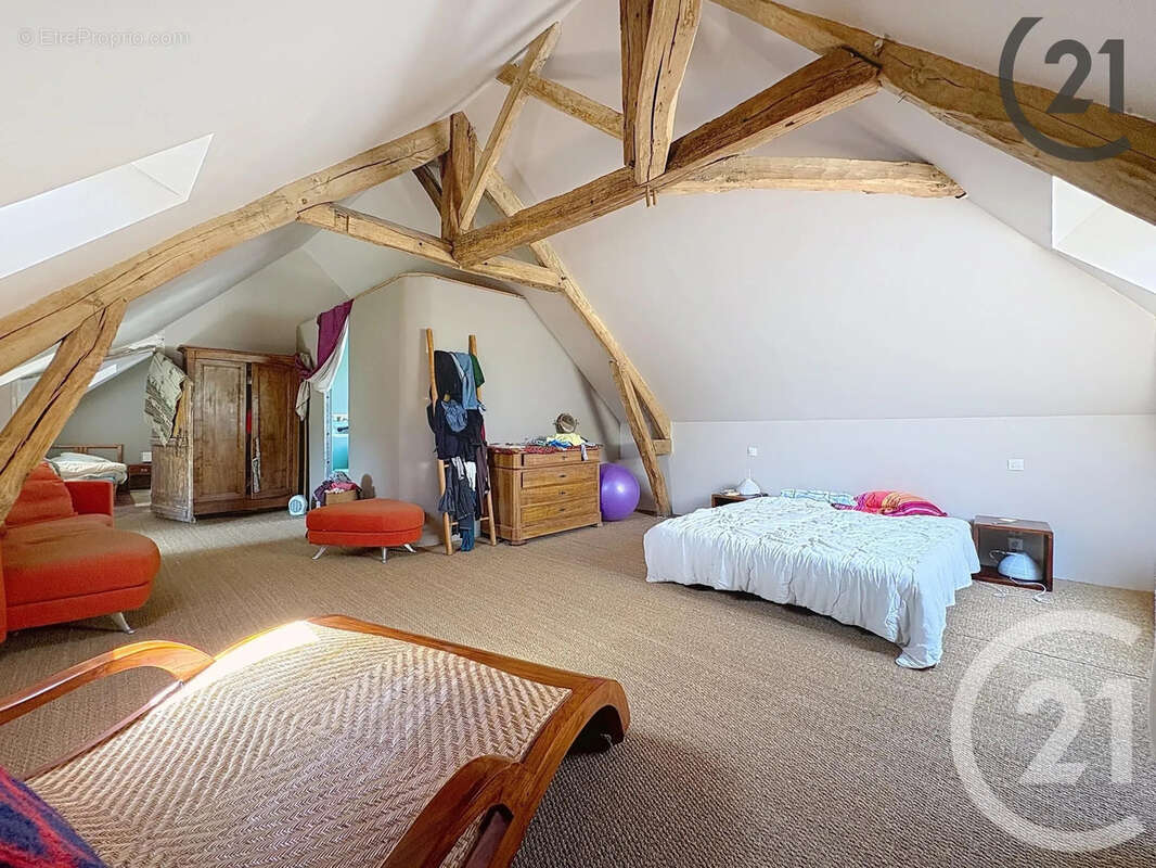 Maison 201 m² à Herme  - photo 8