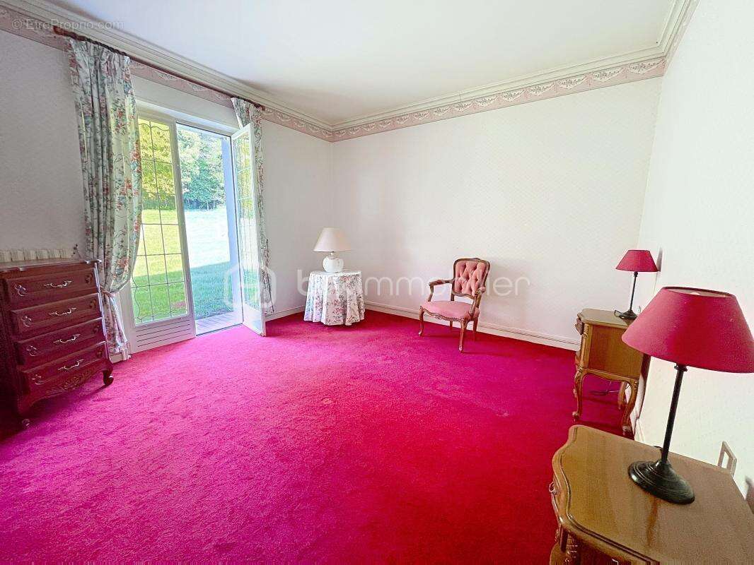 Maison à PUISIEUX-ET-CLANLIEU
