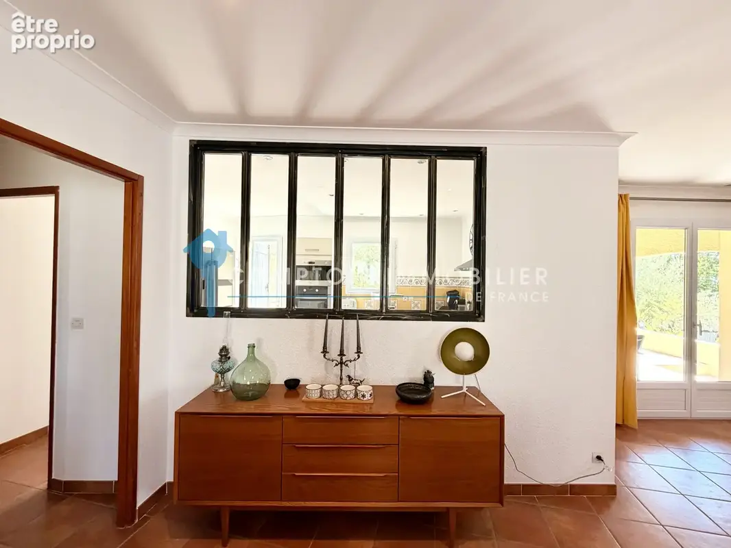 En exclusivité  sur les hauteurs de Vergèze, villa Plain pied de 120 m2 environ sur 832 m2, piscine garage et - photo 12