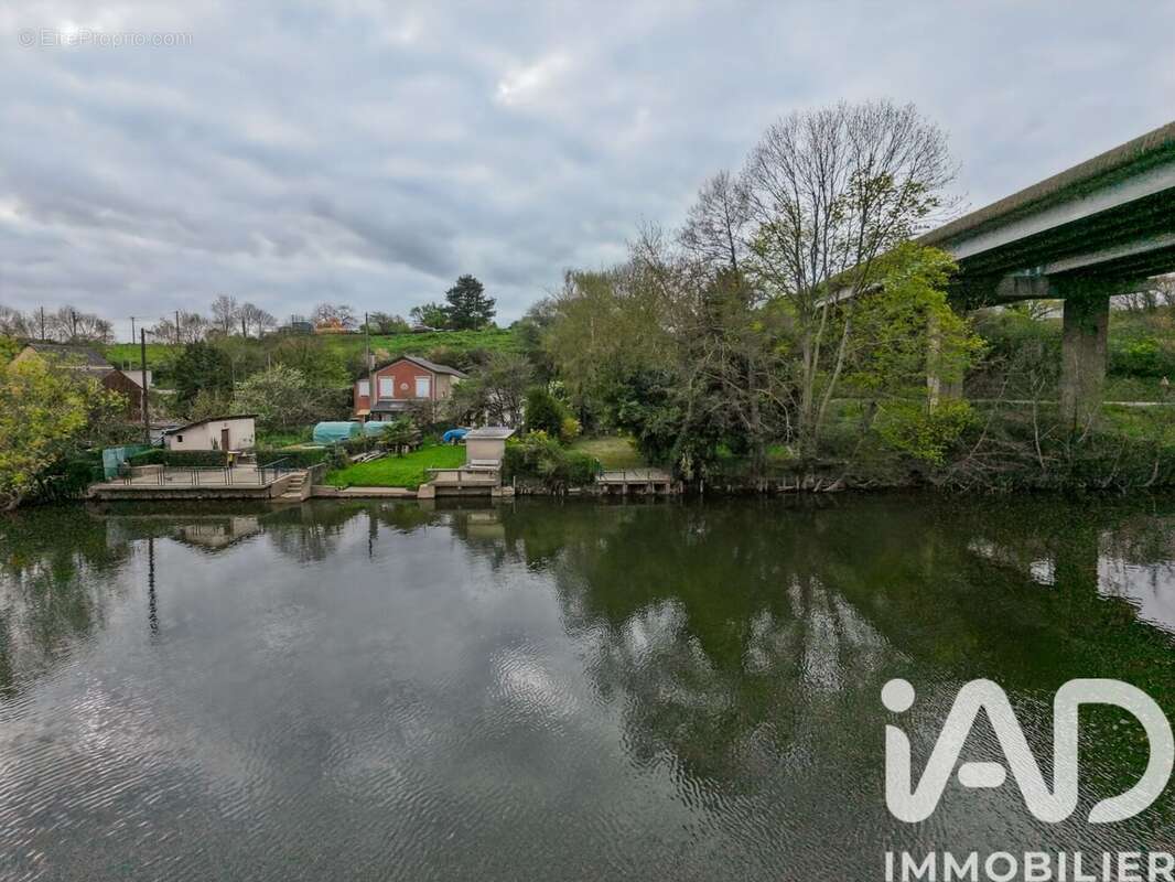 Photo 3 - Terrain à CHANGE