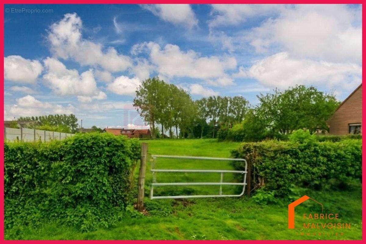 Terrain constructible 1131 m² - Secteur calme - Façade 29 m - Penin (62127) - photo 2