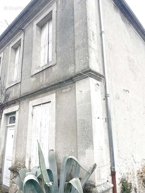 Maison à SAINT-SYMPHORIEN