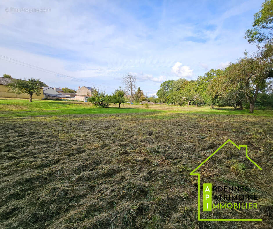 Autre à AUTRECOURT-ET-POURRON