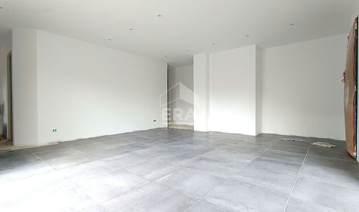 Maison à BRIVES-CHARENSAC