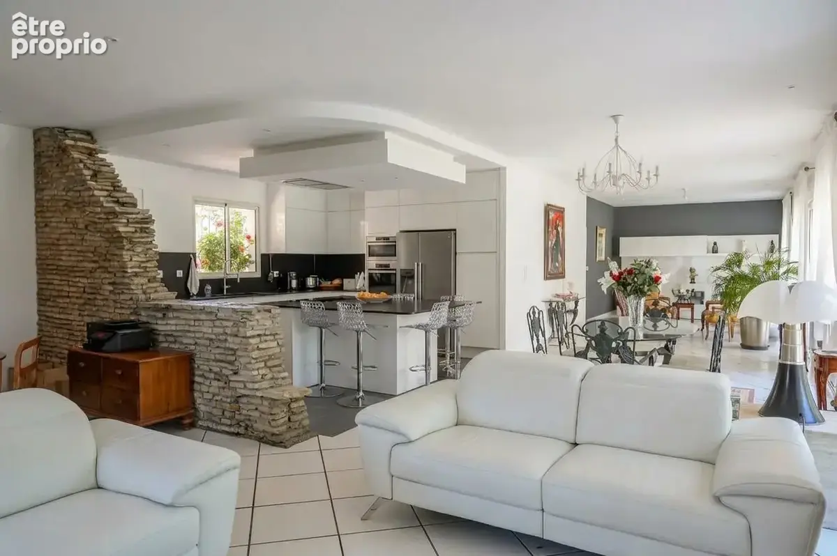 Maison 243 m² à Roques  - photo 5
