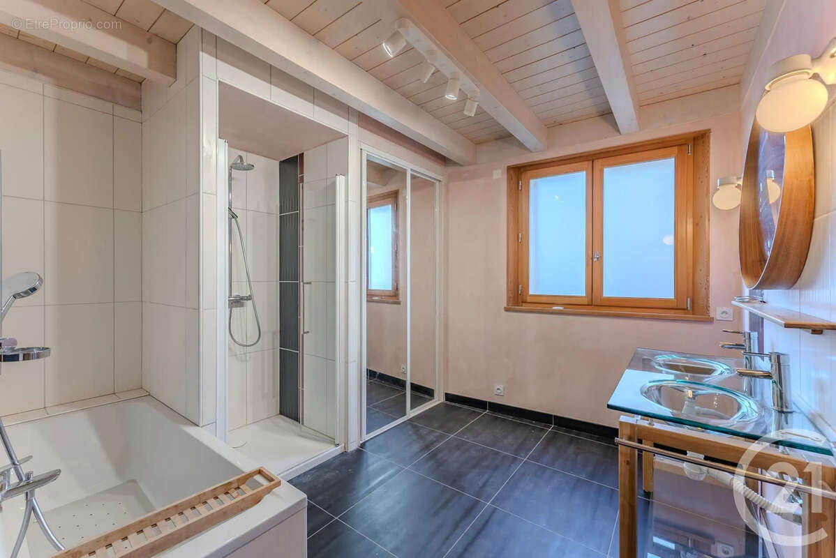 Maison à CHAMPANGES