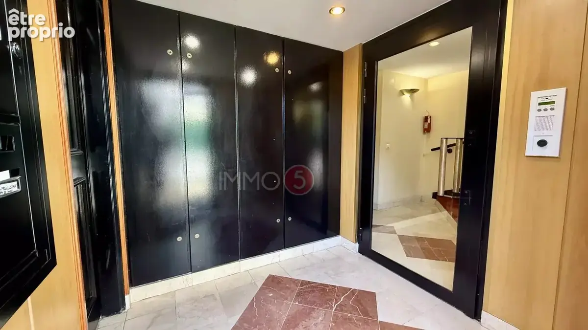 Appartement 91 m² à Les Pavillons-Sous-Bois  - photo 3