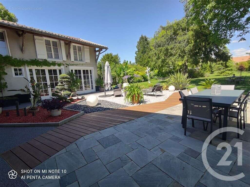 Maison à LA CHAUSSEE-SUR-MARNE