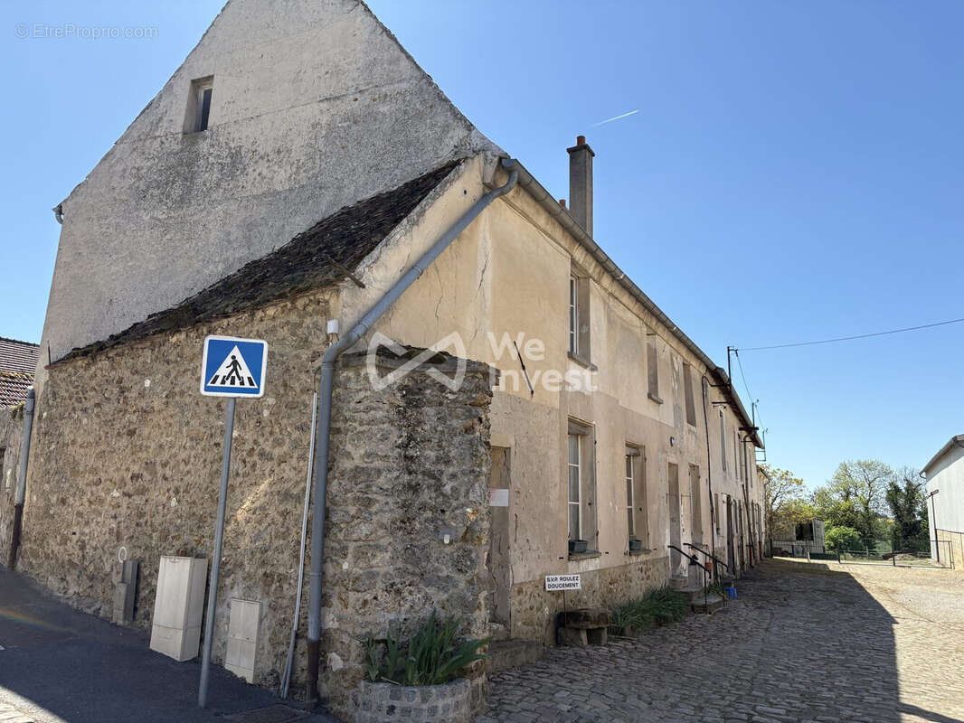 Maison à LIZY-SUR-OURCQ