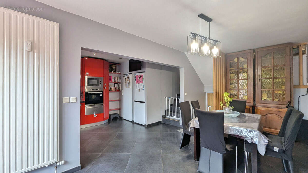 Appartement à SEYNOD