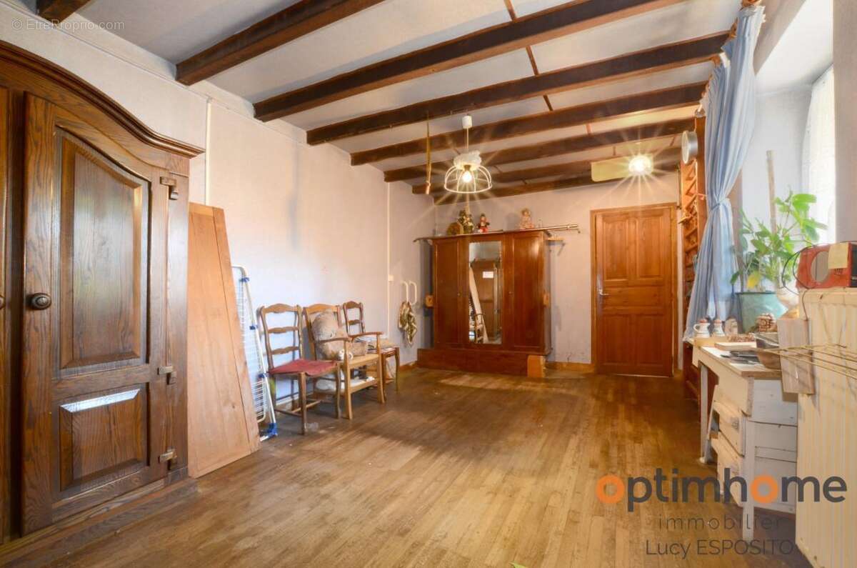  Ensemble immobilier avec énorme potentiel – Nieuil (Charente)  - photo 5