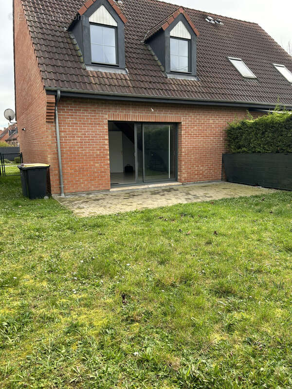 Maison à COURRIERES