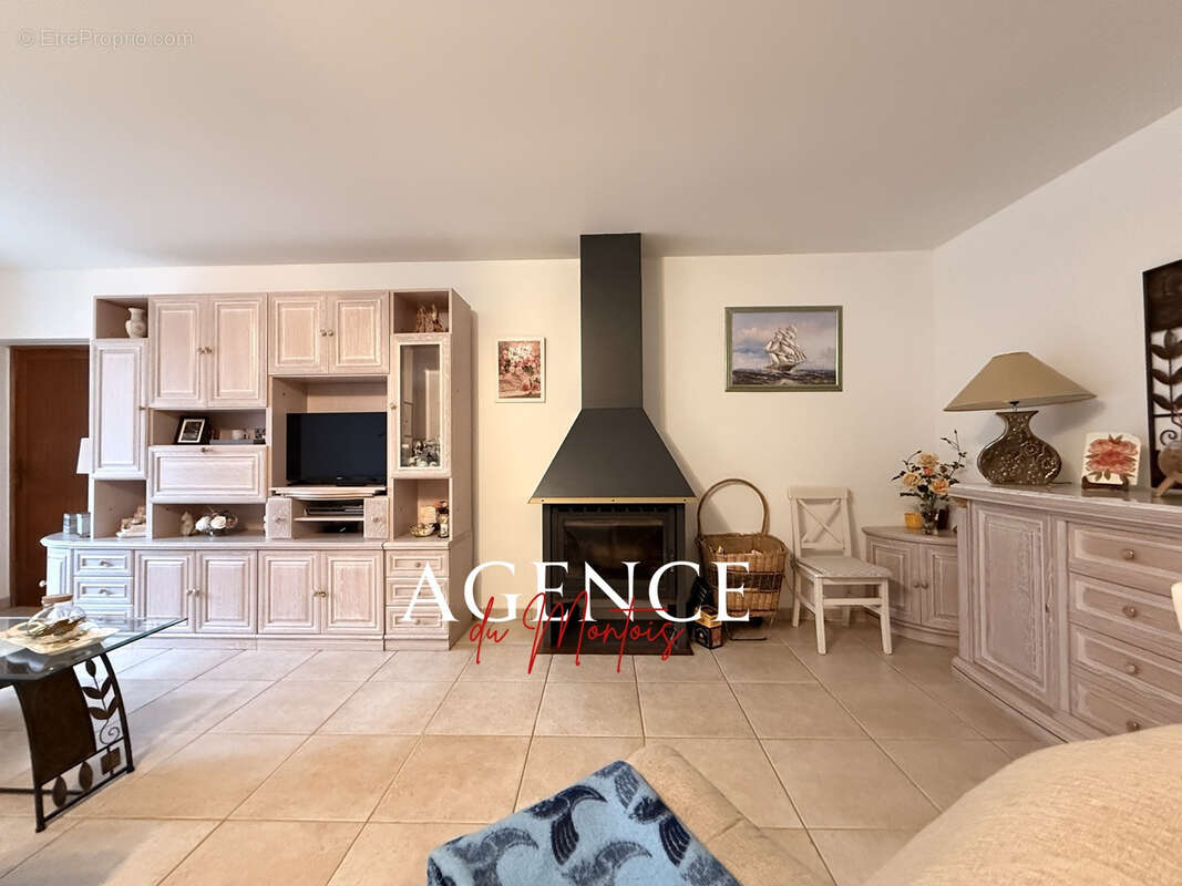 Maison à PERCENEIGE