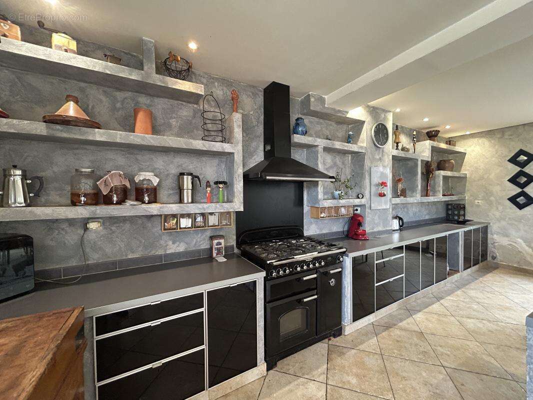Corps de ferme 7 pièces 182 m² avec dépendances, grange et jardin 855 m² à Gommecourt - photo 13