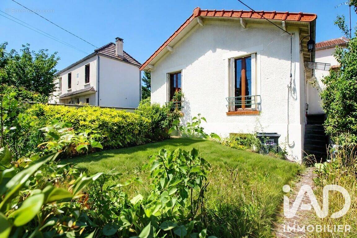 Photo 1 - Maison à NEUILLY-PLAISANCE