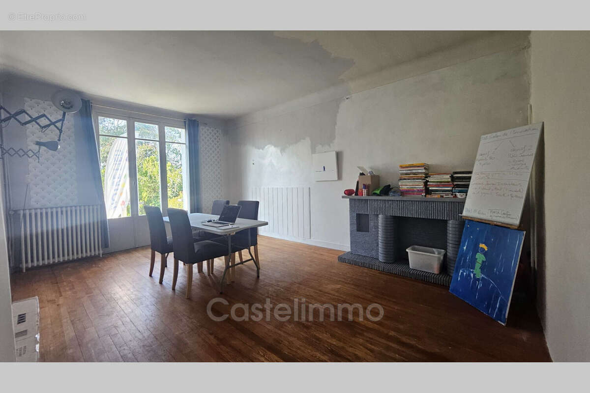 Maison à CASTELSARRASIN