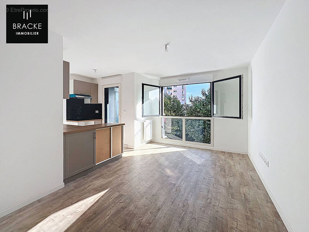 Appartement à BOIS-COLOMBES
