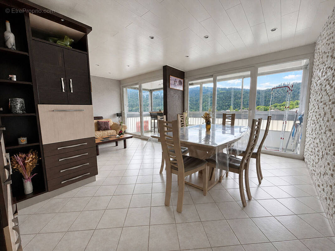 Appartement à VILLERS-LE-LAC