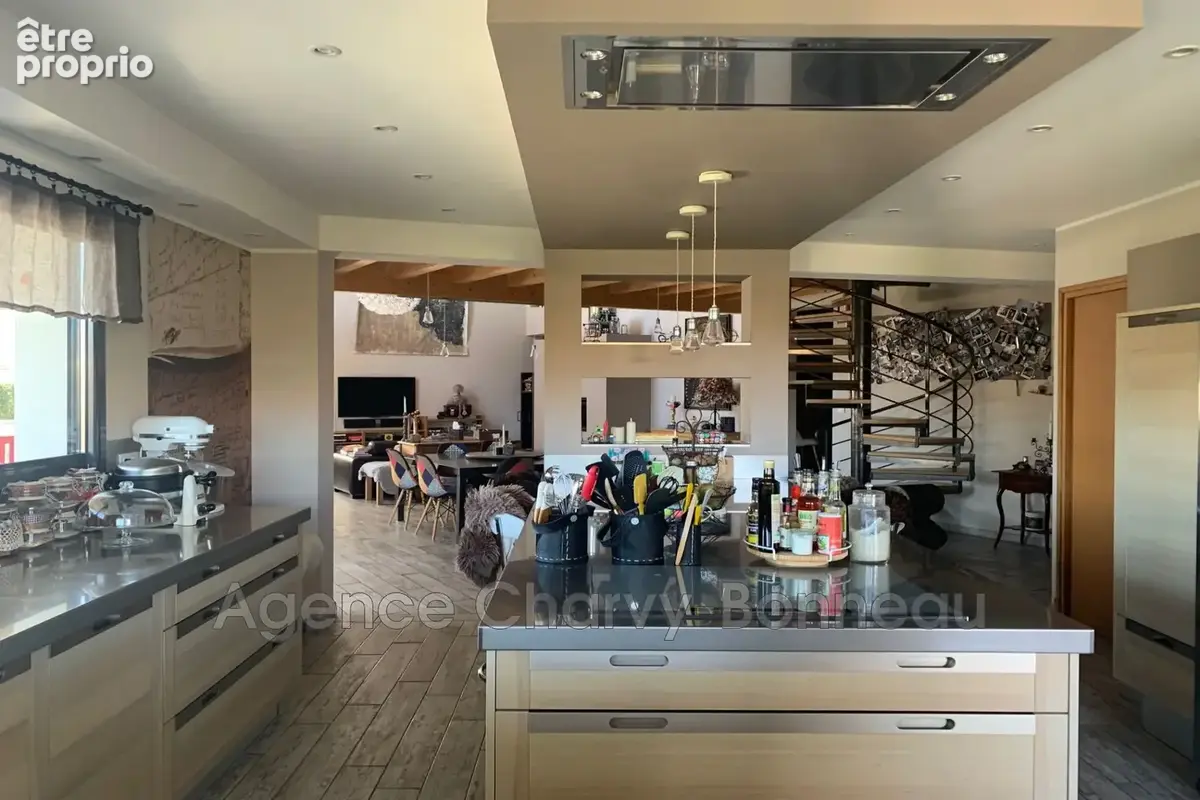 Maison 6 pièces 233 m² à vendre à Saint-Girons (09200) - photo 9