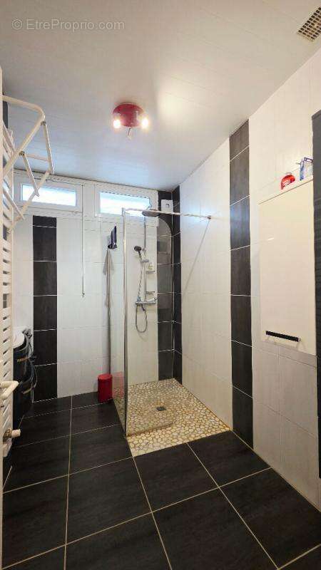 Maison à MEHUN-SUR-YEVRE