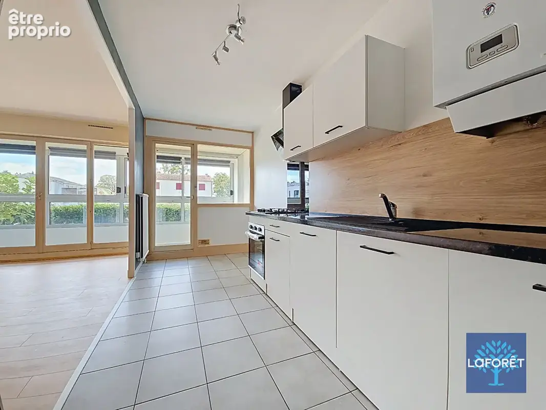 Appartement La Roche Sur Yon 4 pièce(s) 88 m2 - photo 12